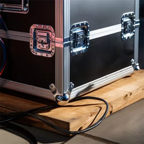 LINDY Kábel HDMI 2.1 HDMI - HDMI, AOC Hybrid, Armoured, Páncélozott, 8K@60Hz, M/M,  10m, fekete