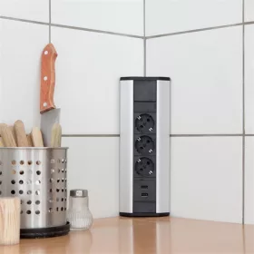   Delight sarok elosztó(20483), 3 db gyermekvédelemmel ellátott 230V aljzat, 2db USB csatlakozó