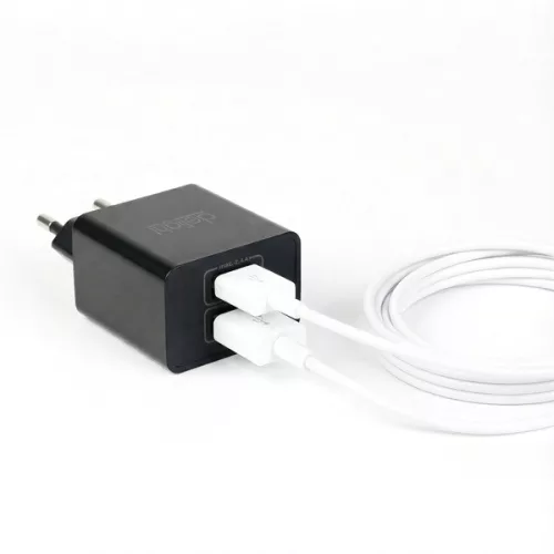 Delight Telefon töltő  - 2db USB, 5V/2,4A, Fekete