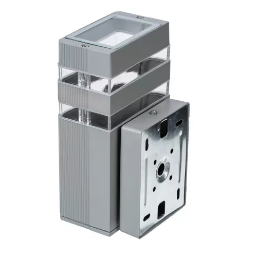 Berge Inez Kerti oldalfalra helyezhető matt ezüst színű lámpa GU10-es foglalattal