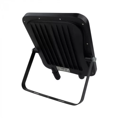 EcoLight 50 W-os RGB LED reflektor távirányítóval IP65 védettséggel